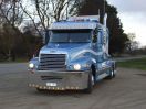 2006 About to leave the staging post for the Alexander Truck Ute & Rod show front view.jpg